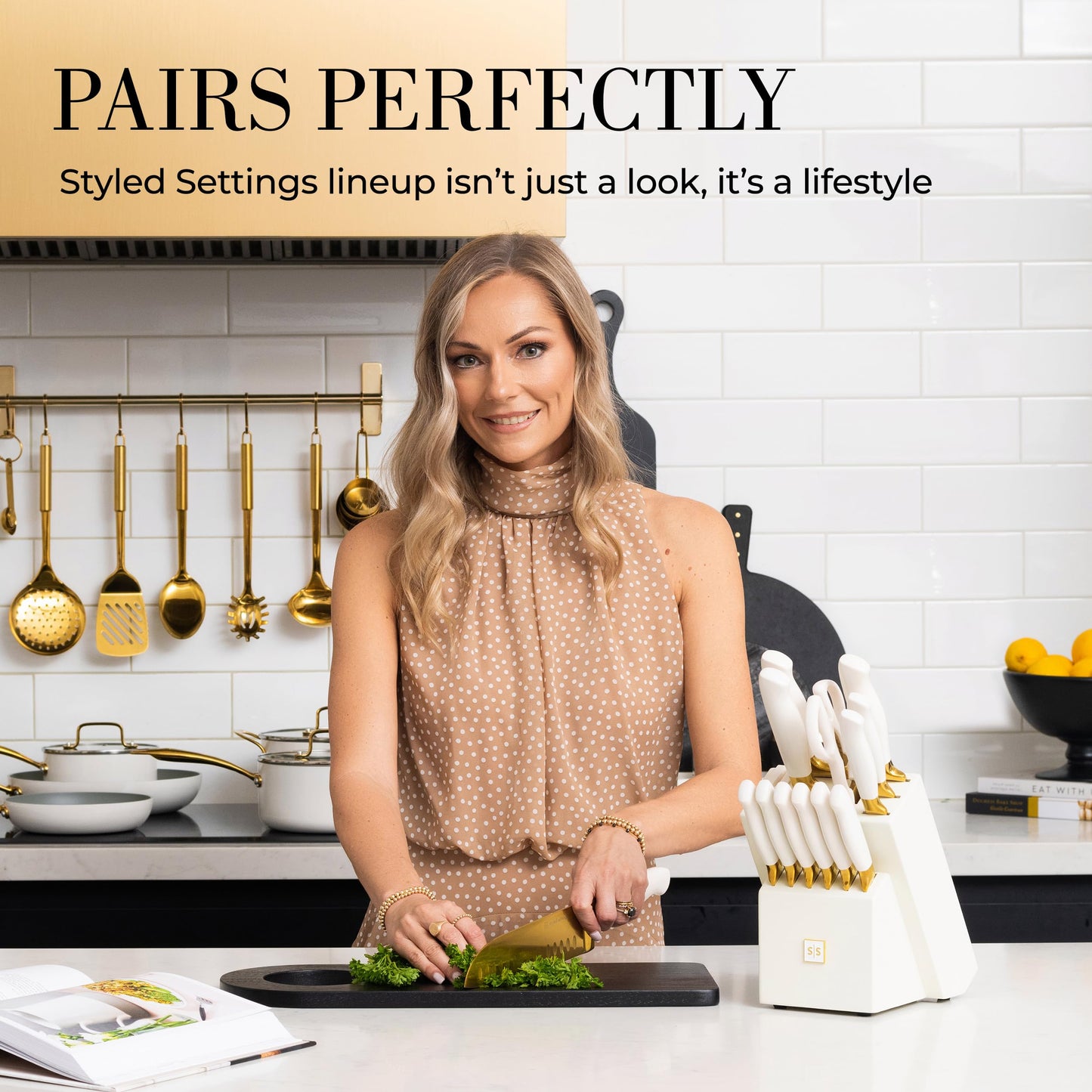 Gold Knife Set with Block Self-Sharpening – 14-Piece Titanium Coated Gold and Off-White Kitchen Knives with White Block and Built-In Sharpener – Stylish Luxury Kitchen Accessories and Decor